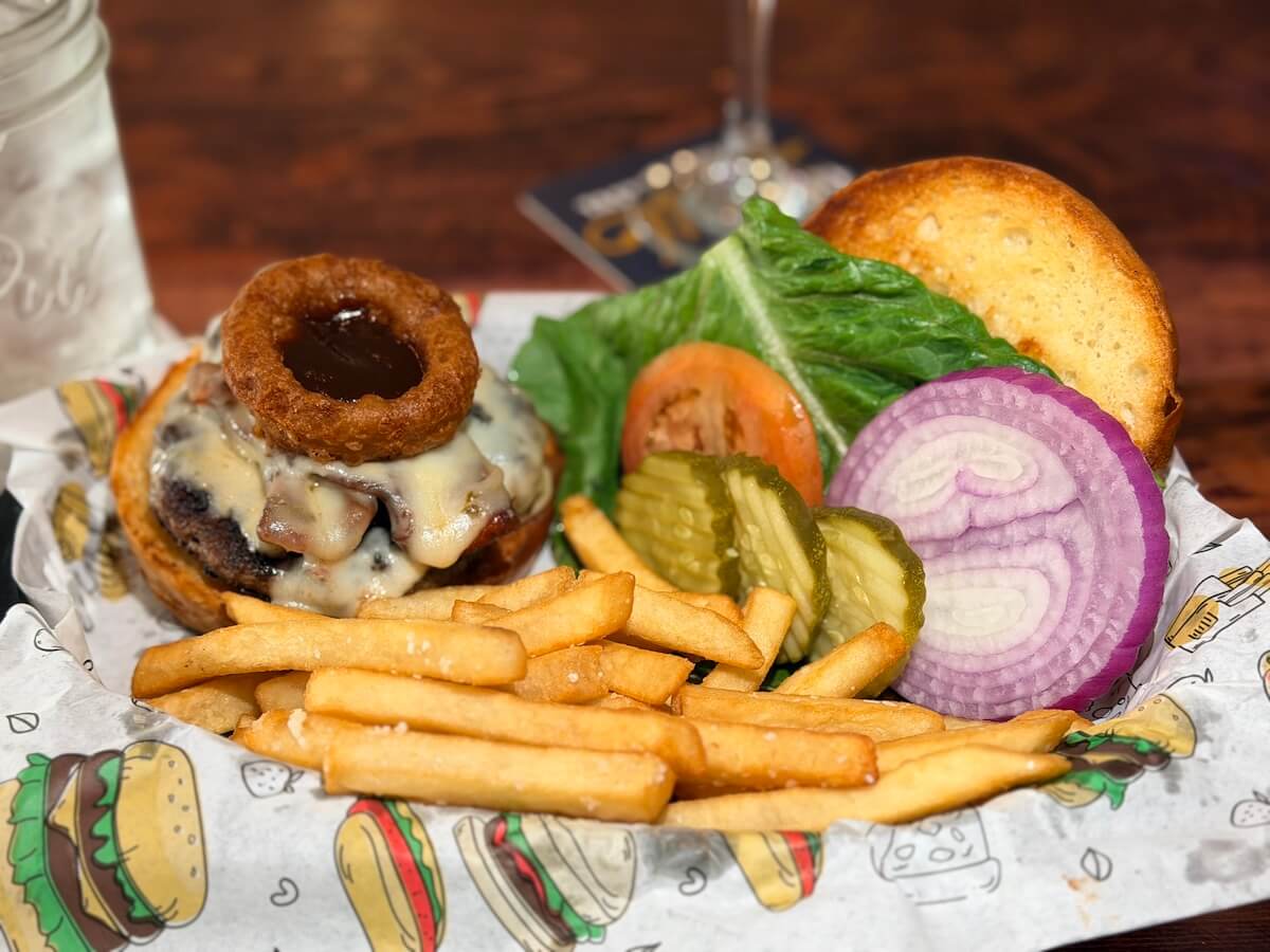 Mountain Oasis Bar & Grill